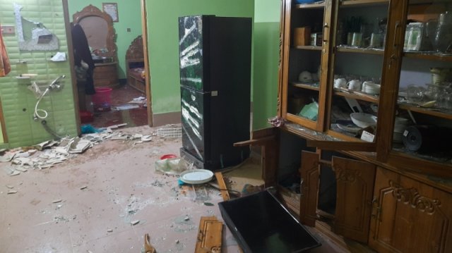 দিনব্যাপী আ.লীগ নেতাকর্মীদের বাড়িতে হামলা ও ভাঙচুর